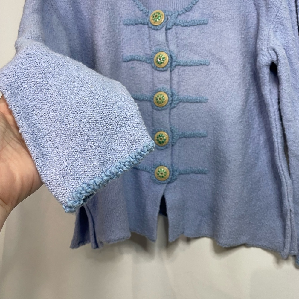 Tulila lavender button down cardigan w/ embroidered buttons sz M made in Peru - Picture 4 of 13